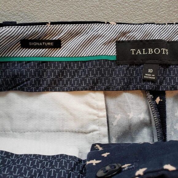 Talbots Chino Pants Women's Size 10 Signature Fit Navy Blue Bird Print - Picture 5 of 7